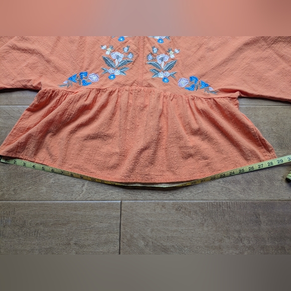 Embroidered floral boho top - Picture 6 of 7